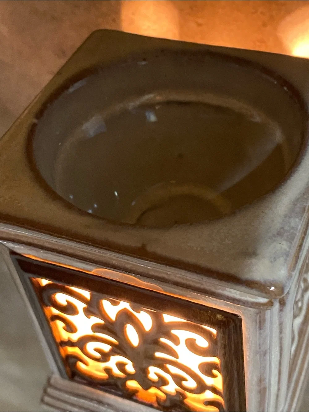 Wax Mini Warmer Plug-in Nightlight Ceramic Cream Brown Rustic